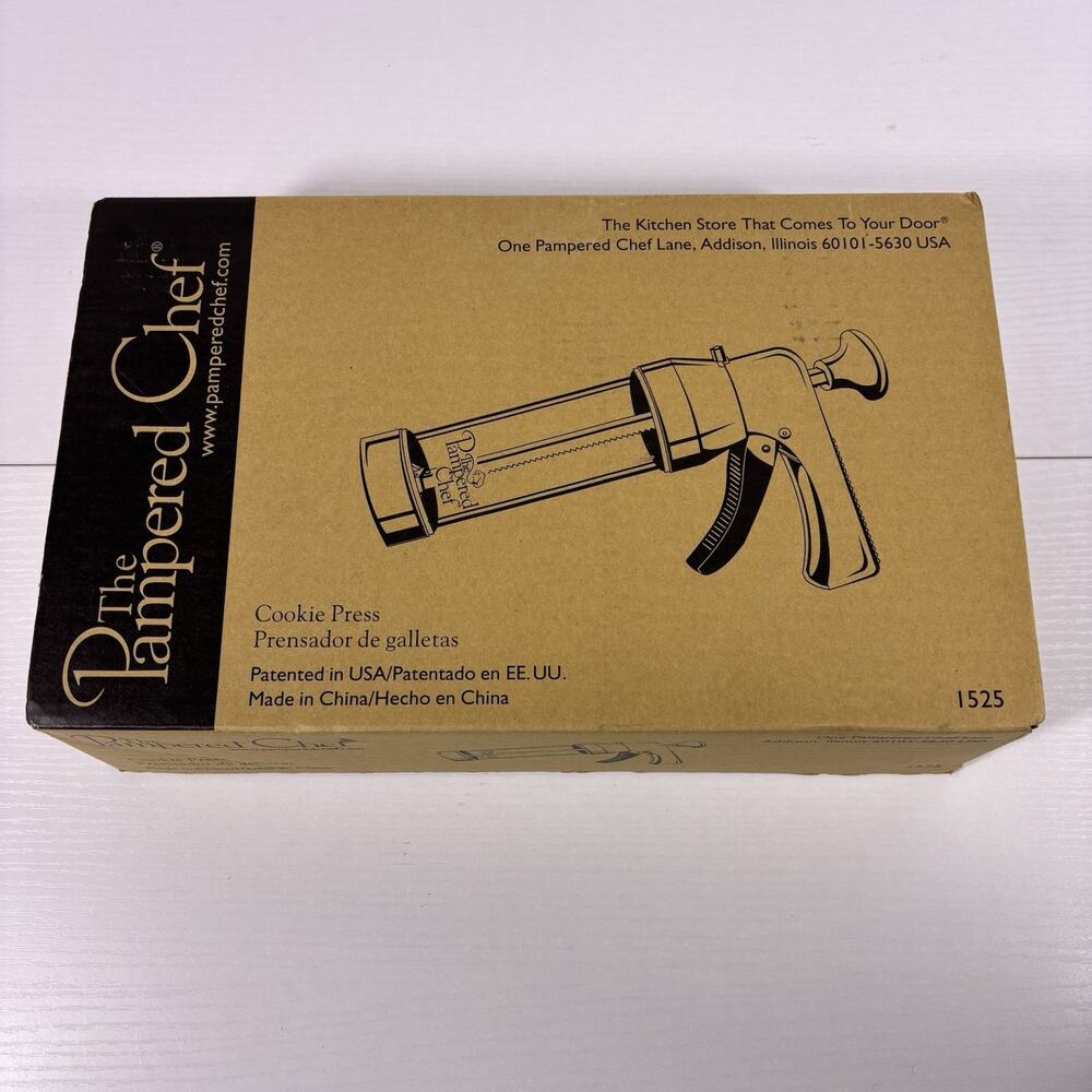 Pampered Chef 1525 Cookie Press with 16 Discs and Instructions NEW B11